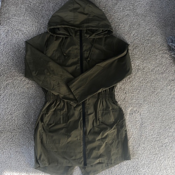 Women’s Spring Jacket- Only Worn Once! - Picture 2 of 8